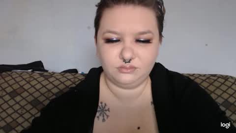 Snapshot of neriphine chatting on 8, 1, 2026 Neriphine online show from 8, 1, 2026