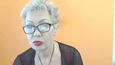 Snapshot of nessyjenixs chatting on 2, 11, 2025 NessyJenixs online show from 2, 11, 2025