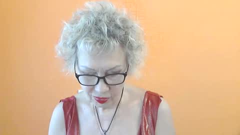 NessyJenixs online show from 10, 6, 2026