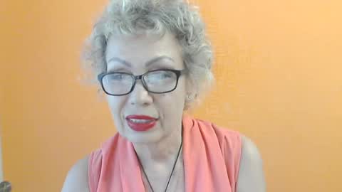 NessyJenixs online show from 8, 7, 2026