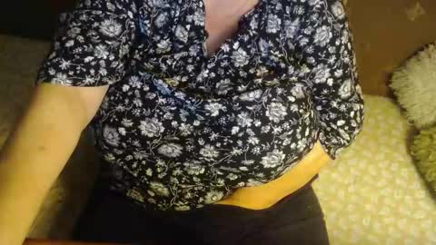 Lilly  online show from 31, 10, 2025