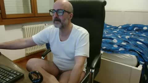 simi online show from 14, 4, 2026