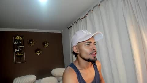 Snapshot of neyder_sanz chatting on 13, 2, 2026 NEYDER online show from 13, 2, 2026