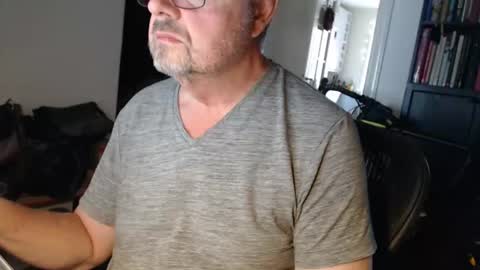 Snapshot of neyt2026 chatting on 22, 7, 2026 Neyt online show from 22, 7, 2026