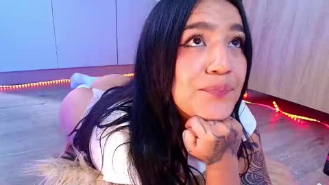 Valery Gonzales online show from 24, 4, 2026
