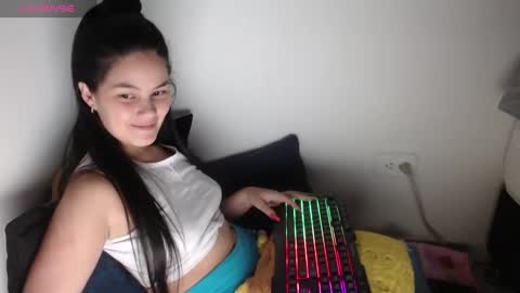 nezuko_sweet online show from 6, 3, 2025