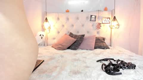 Milena online show from 8, 11, 2025