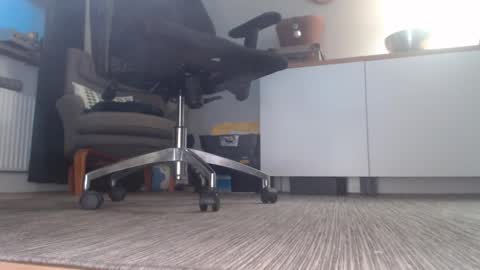 Alia Sparkles online show from 3, 2, 2025