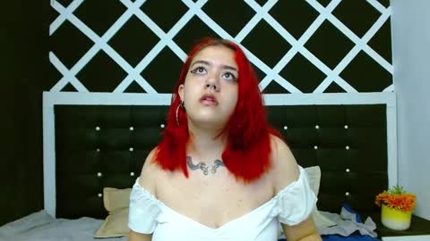 Estefani  online show from 16, 12, 2024