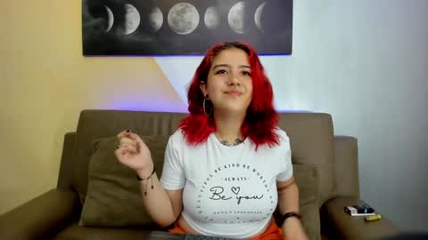 Estefani  online show from 2, 1, 2025