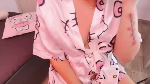  Nia  online show from 6, 2, 2026