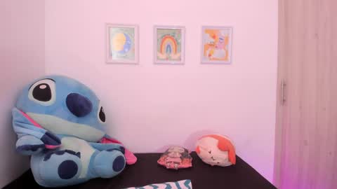  Nia  online show from 1, 4, 2026