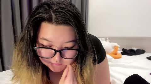 Kim online show from 9, 3, 2025