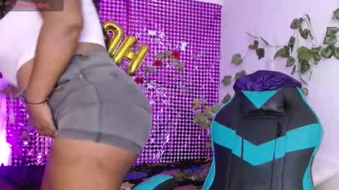 Snapshot of niawk_ chatting on 27, 2, 2026 Niawk online show from 27, 2, 2026