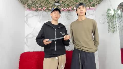 Snapshot of nice_boys11 chatting on 18, 5, 2026 nice_boys11 online show from 18, 5, 2026
