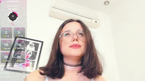 Snapshot of nice_kisss chatting on 11, 1, 2025 Alice online show from 11, 1, 2025