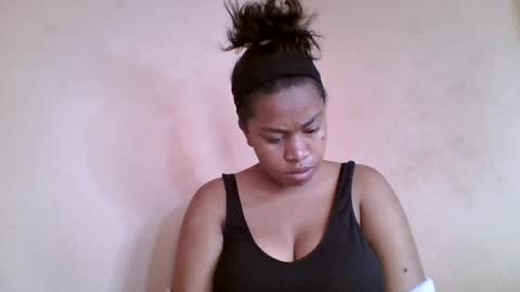 Snapshot of nicelly01 chatting on 16, 7, 2026 nicelly01 online show from 16, 7, 2026