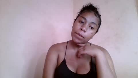 Snapshot of nicelly01 chatting on 18, 7, 2026 nicelly01 online show from 18, 7, 2026