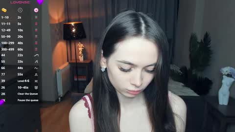 Nicole online show from 16, 2, 2026