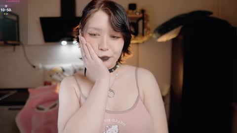 nickari_x online show from 28, 5, 2026