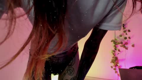 Snapshot of nicki_1 chatting on 22, 1, 2025 Help me reach 100 thumbs up online show from 22, 1, 2025