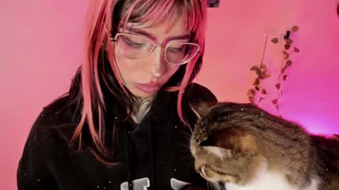 Snapshot of nicki_1 chatting on 1, 2, 2025 Help me reach 100 thumbs up online show from 1, 2, 2025