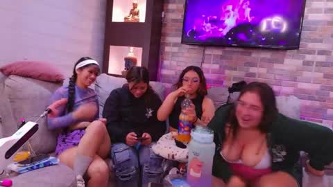 nicky_as online show from 30, 5, 2026
