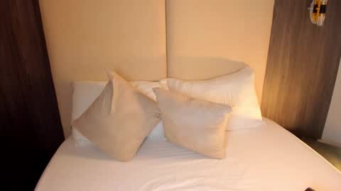 Snapshot of nicky_peyton chatting on 17, 2, 2026 Nicky online show from 17, 2, 2026