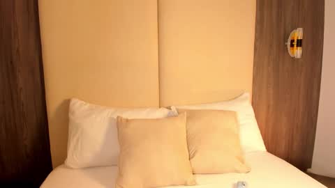 Snapshot of nicky_peyton chatting on 22, 2, 2026 Nicky online show from 22, 2, 2026