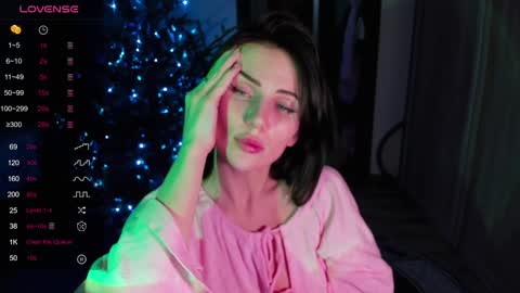 Nicky Weekends online show from 6, 1, 2025