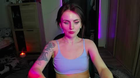 Nicky Weekends online show from 10, 2, 2025