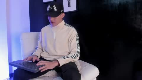 nico_saint_ online show from 3, 6, 2026