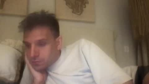 nicolaspercha online show from 11, 4, 2026