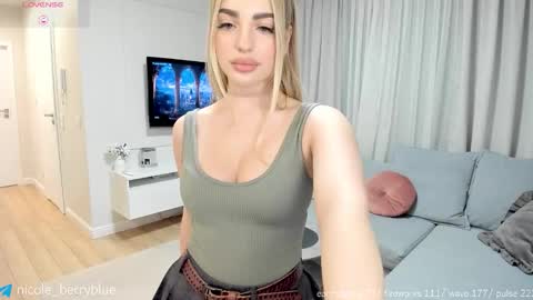 Nicole online show from 17, 12, 2025