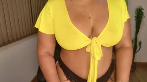 nicole_lushh online show from 2, 6, 2026