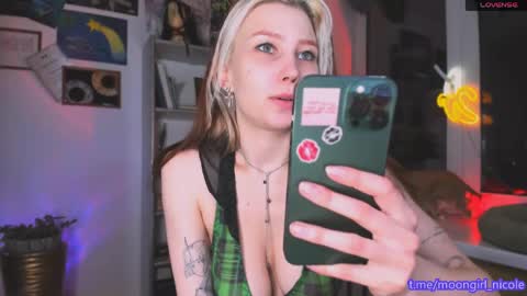 Nicole online show from 15, 5, 2026