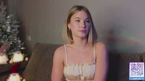 Snapshot of nicole_w00 chatting on 9, 12, 2024 Nicole online show from 9, 12, 2024