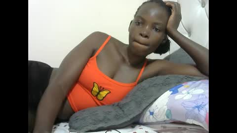 Snapshot of nicoleberry254 chatting on 10, 9, 2025 nicoleberry254 online show from 10, 9, 2025