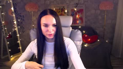 Nicole online show from 30, 6, 2026