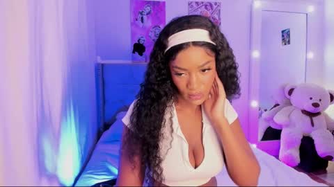 nicoleparker10 online show from 6, 12, 2024