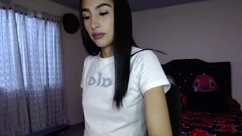 Snapshot of nicoletta_c66 chatting on 25, 11, 2025 Nicole online show from 25, 11, 2025