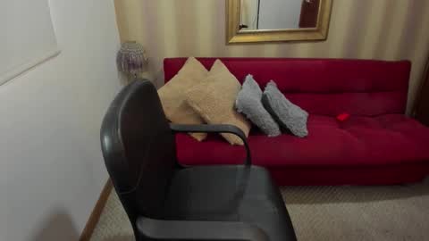 Nicolettcolin  online show from 2, 2, 2026