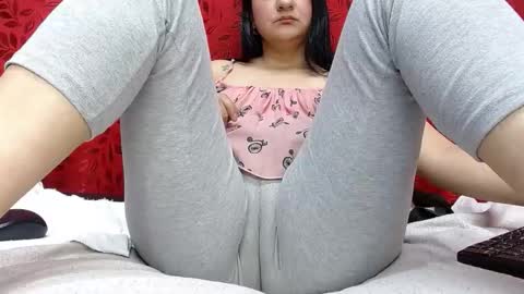 Snapshot of nicolleowens chatting on 17, 2, 2026 NICOLLE online show from 17, 2, 2026