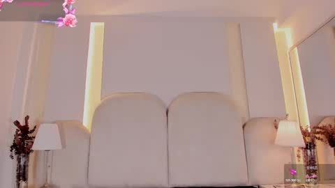 Nicol  online show from 4, 3, 2025