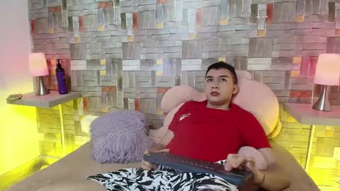 nicoo_2036 online show from 21, 9, 2025