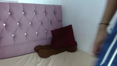 nicoo_2036 online show from 27, 9, 2025