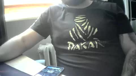 Niewidoczny online show from 12, 9, 2025