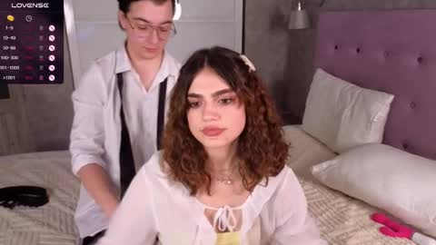 Daisy nd Tyler 3 online show from 8, 3, 2025