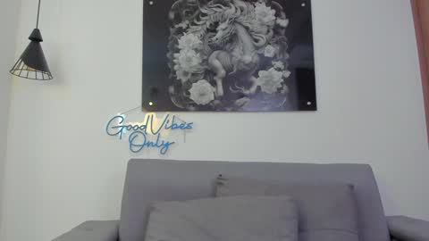 Snapshot of niickcooper chatting on 24, 12, 2024 Niick online show from 24, 12, 2024