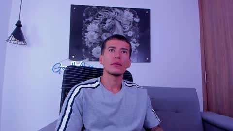 Snapshot of niickcooper chatting on 1, 2, 2025 Niick online show from 1, 2, 2025